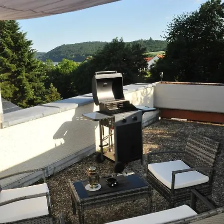 Modernes Mit Innblick Apartment